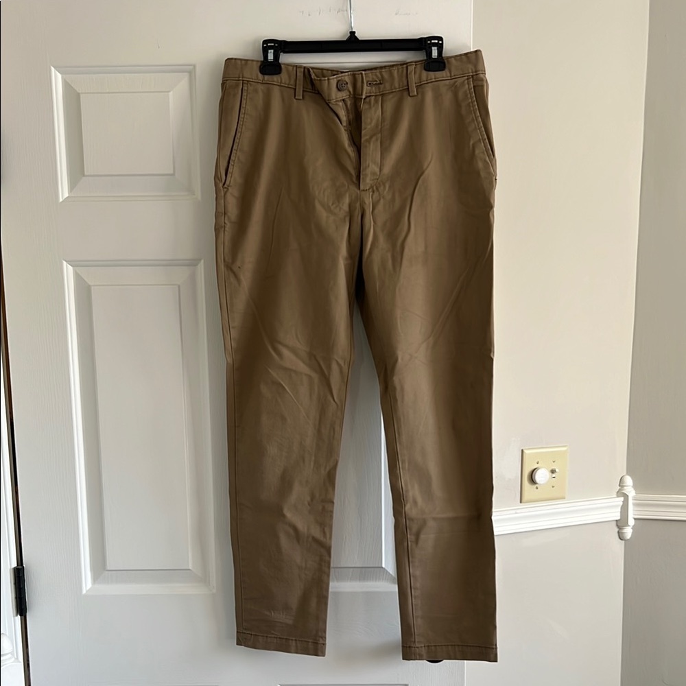 Banana Republic Tan Chinos Classic Straight-Leg